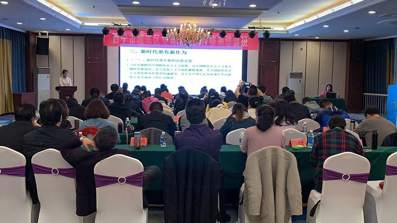 在挑选心理咨询师培训机构时，要警惕以下陷阱：