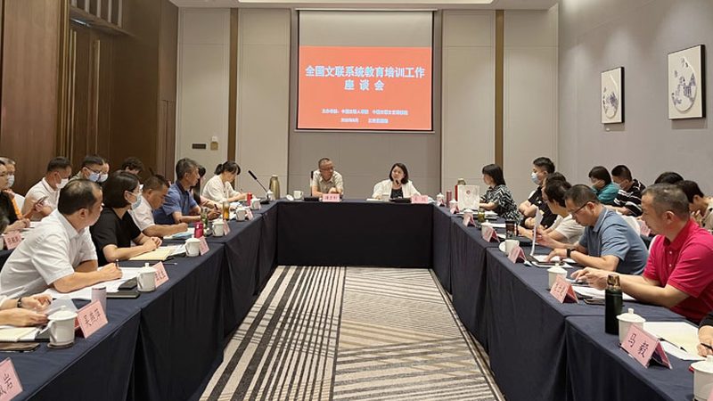 研究生面试培训流程揭秘：模拟面试环节的重要性